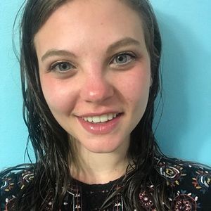 Meet your Posher, Talia